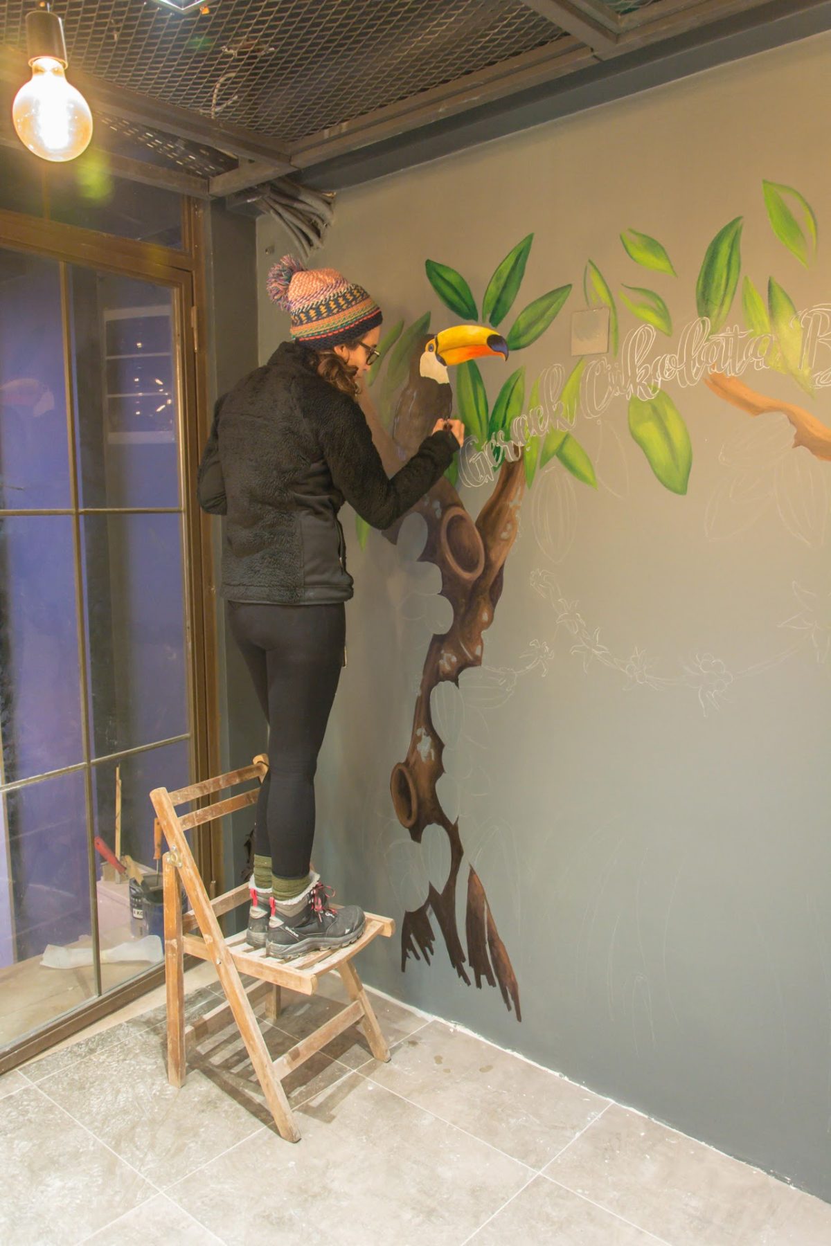 Hane Çikolata Cemre Şenoğlu